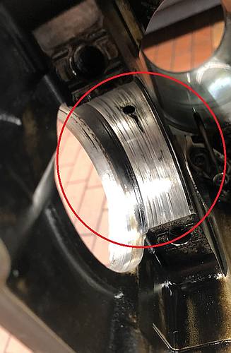 Motorblock-Hauptlagersitz beschädigt