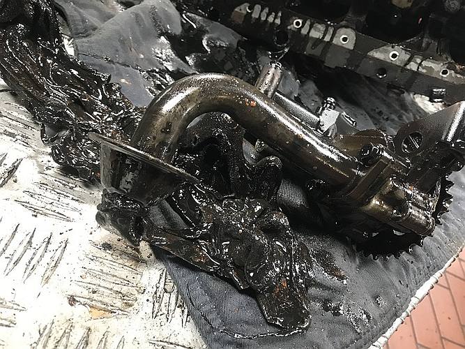 Oelpumpe -Sperre geschmolzen