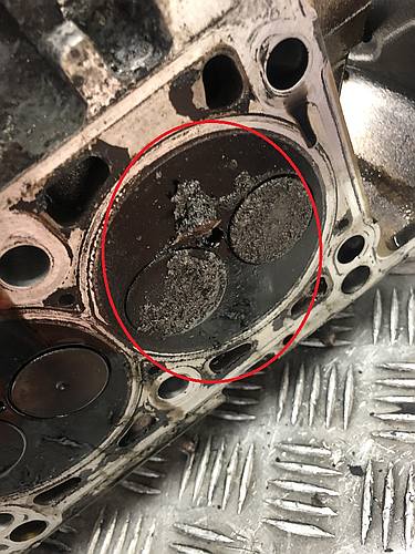 Zylinderkopf beschaedigt